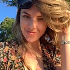 Bobbi Thomas-Lark (@BobbiThomasLark)