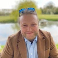 10+ "Thomas Breheny" profiles