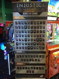 The current list of injustice arcade cards, featuring series 2. Alphapower65 On Twitter Injustice Arcade Series 01 Cards 70 Gold 10 Mysteries 17 Silver 13 Gold