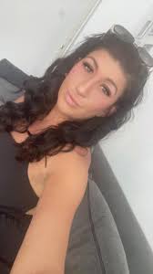 Hi, I'm Jon, been single for ages 🤣 39 from Essex