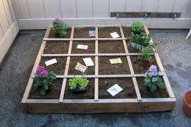 Jul 12, 2020 · growing zucchini vertically in 1 square foot. Square Foot Gardening Part Iii Anne Of Green Gardens