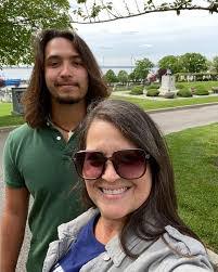 Evan Grabowski's Instagram, Twitter & Facebook