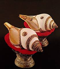 Silver conch shell ornament style. 25 Ritual Conch Ideas Conch Ritual Silver Pooja Items