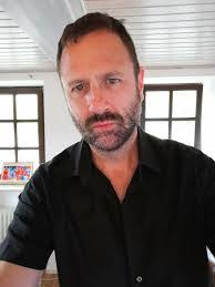 Kenneth Beaumont's Instagram, Twitter & Facebook