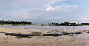 Kempen yang membawa slogan 'it takes a nation to make brunei environment clean' ini adalah kolaborasi. Pantai Kamloon Kepala Batas Berkongsi Cerita