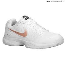 Vêtements, chaussures et accessoires de tennis pour femme pour un entrainement à la hauteur des objectifs les plus difficiles. Basket De Tennis Femme Purchase D5b0c 71b81