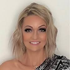 Nicole Salemme's Instagram, Twitter & Facebook