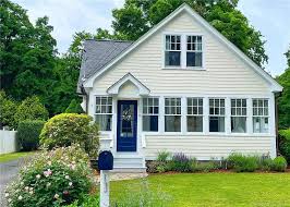 12 Hillside Rd, Southbury, CT 06488