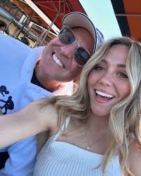 Life lately 🤌 Thankful for friends (& dogs) ❤️