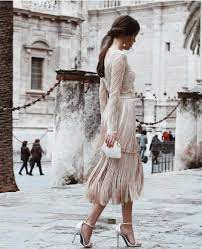 Pin By Simone On Bridesmaids How To Look Classy Fashion Guest Outfit