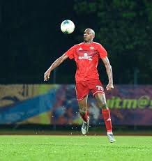 Klok began his career at utrecht. Football Fane Has Fun Klok Ing Up Training With Jakarta Based Buddy The Star