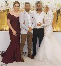 Monica elizabeth young, 23enne insegnante di geografia di. Photos Accused Sydney Sex Teacher Didn T Want You To See Daily Mail Online