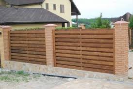 из чего можно сделать забор на даче своими руками Instrukciya Kak Sdelat Krasivyj I Nedorogoj Zabor Na Dache Svoimi Rukami Iz Dereva Metalla I Polikarbonata 7 Fence Design Yard Design Architecture Exterior