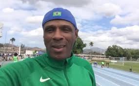 Robson de souza, mais conhecido como robinho (são vicente, 25 de janeiro de 1984), é um futebolista brasileiro que atua como atacante. Meia Maratona Em Criciuma Tera Robson Caetano Como Padrinho Nsc Total