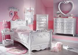 Dream Bedroom If I Was A Little Girl Princess Bedroom Decor Girl Bedroom Decor Rooms To Go Kids