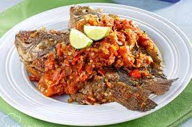 Biar makin nikmat, manisan mangga muda ini bisa dicocol ke garam dapur. Dengan Resep Ikan Mujair Masak Pedas Makan Malam Pasti Jadi Lebih Lahap Semua Halaman Sajian Sedap