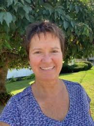 Leah Hoover's Instagram, Twitter & Facebook