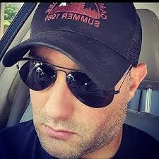 Amazon.com: John McNee: libros, biografía, última actualización