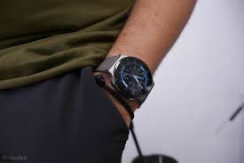 Huawei Watch GT 2 Pro brings premium ...