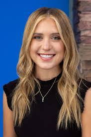 Elizabeth Breen's Instagram, Twitter & Facebook