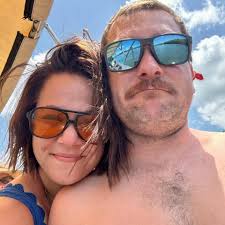 Kate Knop (@katie.knop.9) • Facebook, Connect with friends