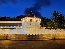 Temple of the Tooth in Kandy