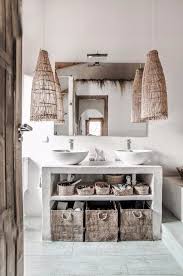 Salle De Bains Donner Un Look Boheme A La Salle D Eau Decoration Salle De Bain Idee Salle De Bain Salle D Eau