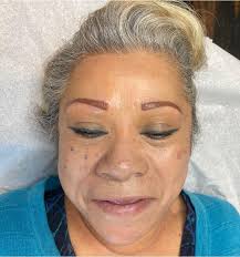 I've been mixing powder pigments for around twenty years now. I was  privileged to be passed down some inside information