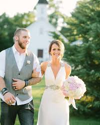 I Hope She Post More Wedding Pics And What Her Maternity Photoshoot Pics Also Brantleygilbert Bgnat Brantley Gilbert Wedding Wedding Pics Celebrity Weddings