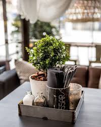 dining room table centerpieces