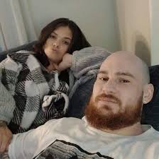 💗Best products to use💗 Hey girlies! I really wanna start doing nails but  have no idea what products are best to use for beginners. Please give me  some suggestions!💗