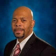 Frank Dorch's Instagram, Twitter & Facebook