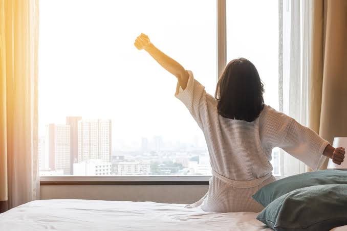Bí quyết ngủ ngon mọi lúc mọi nơi khi đi du lịch - Vntrip.vn