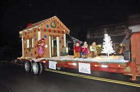Did you scroll all this way to get facts about parade floats? Ehrhardt Lighted Christmas Parade Features Colored Lights Silver Bells Local Thetandd Com