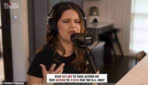 Maren Morris Hit Back At A Troll Who Accused Her Of Overdoing Botox Daily Mail Online