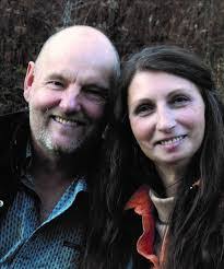 Amber Welling's Instagram, Twitter & Facebook