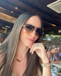 Marina Novais (@marina_mnovais) · Instagram 照片和Reels