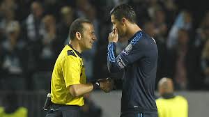 Cüneyt çakır 23 kasım 1976 tarihinde i̇stanbul'da doğdu. Cuneyt Cakir To Officiate Atletico Real Madrid Ucl Second Leg As Com