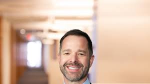 MoFo continues local hiring spree with 2 Foley & Lardner lawyers