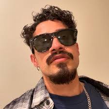 Jesse Mccloud's Instagram, Twitter & Facebook