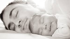 Auch in der nacht wacht er ca. Durchschlafen