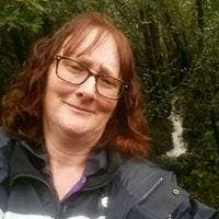 Christina Cushman's Instagram, Twitter & Facebook