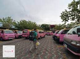 Tapi disebabkan orang yang aiman booked bilik tu cakap sewa je motor dekat area villa ni sebab lagi murah then okay la mungkin dia lagi tau harga semua kan. Perjalanan Dan Aktiviti Di Pulau Pangkor Trip Tahun 2017 Husniey Husain