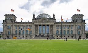 Die alte nationalgalerie ist wie der berliner dom teil der museumsinsel. Platz Der Republik Berlin Wikipedia