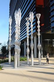Sentient Beings By Cliff Garten Studio Enlighter Magazine Public Sculpture Sculpture Installation Outdoor Art
