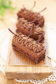 Le Reve De Chocolat Entremet Delicious Cake Recipes Desserts Yummy Cakes