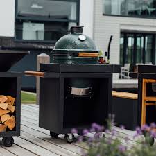 To connoisseurs of outdoor living, the big green egg brand has long been synonymous with innovative design and the highest quality build your outdoor kitchen one step at a time with the new big green egg modular nest system! Ofyr Kamado Table Black 65 Pro Concrete Bge