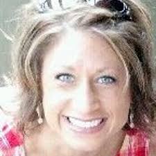 Nikki LeMire (@Nicole_Le_Mire)