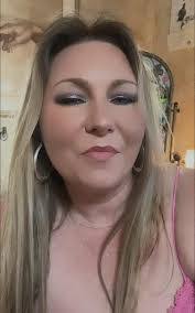 Crystal Maple's Instagram, Twitter & Facebook