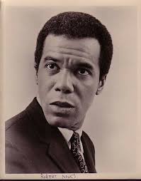 ROBERT HOOKS-8X10 B&W PHOTO-TO KILL A COP-AIRPORT '77 FN